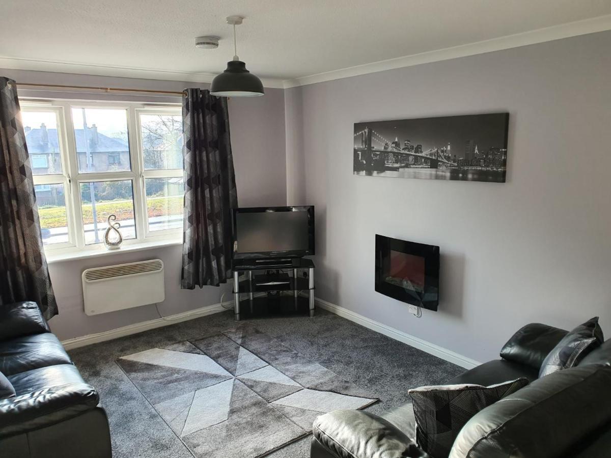 The Bell Apartment. Modern, Stylistic & Luxurious Falkirk Exterior photo